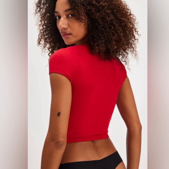 Free People ~ Intimates ~ ' Cap Sleeve Seamless Crop Cami ' ~Salsa~ Sz~M/L *NWT - Picture 5 of 11